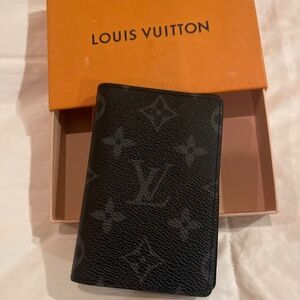 Brand new Louis Vuitton Men’s wallet NEVER used